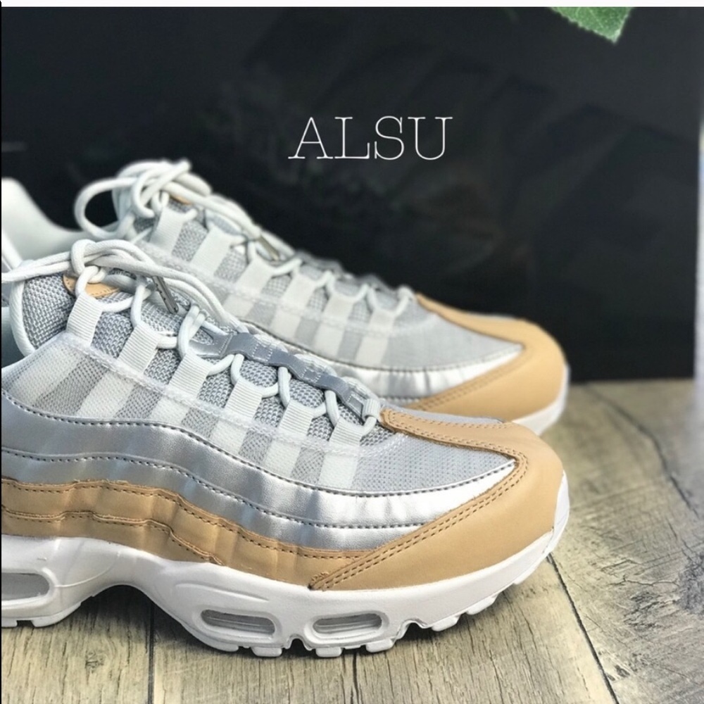 Nike Air Max 95 SE PRM Pure Platinum W AUTHENTIC - Picture 6 of 8